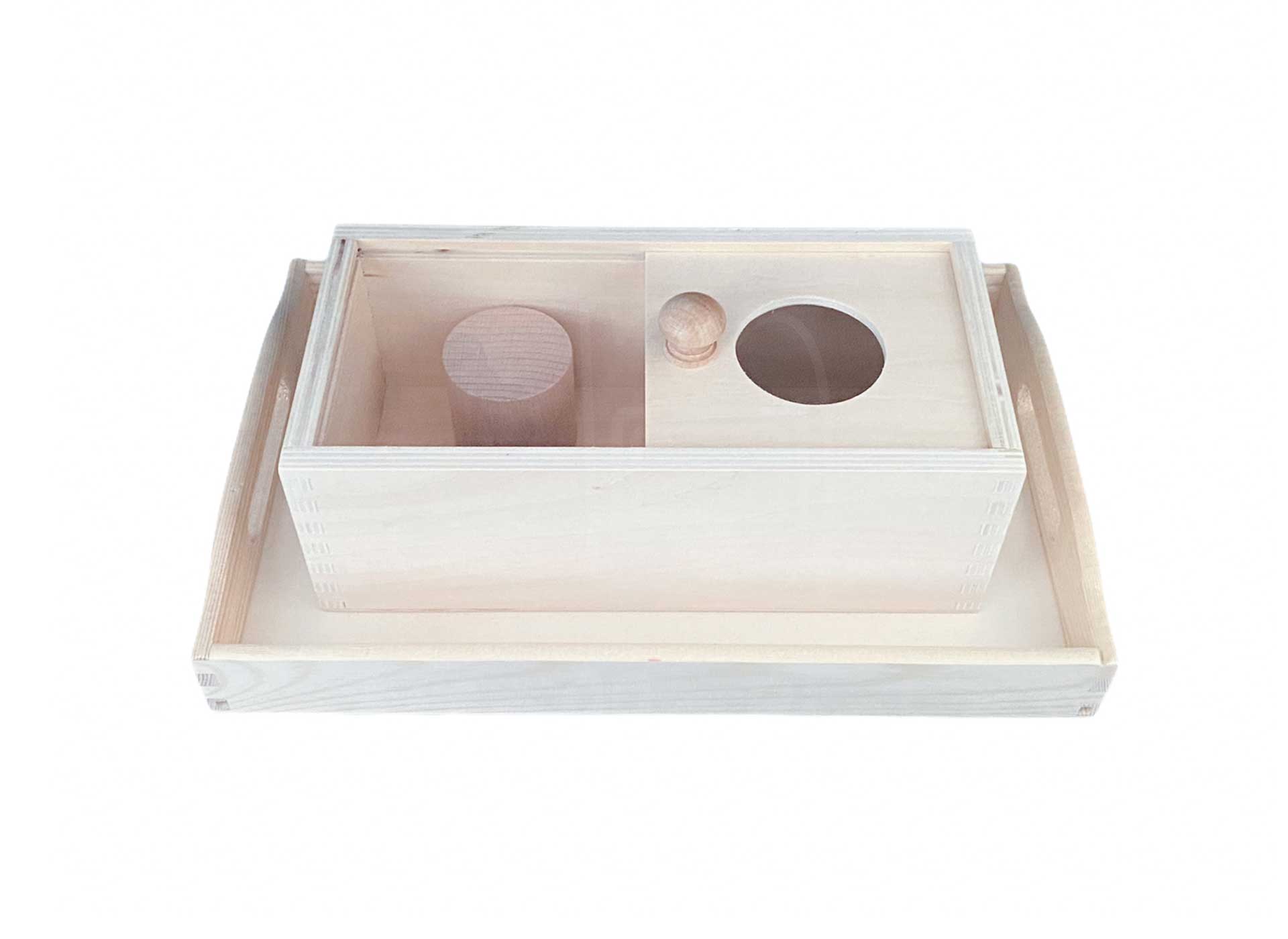 Box with sliding lid